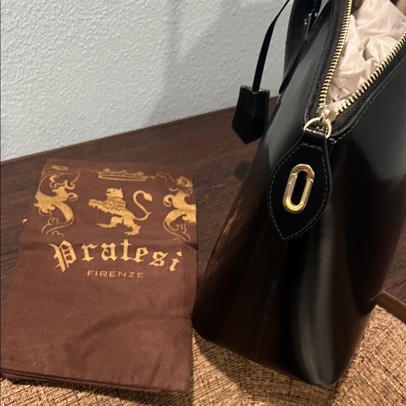 Pratesi Ferenze Black Satchel with Gold Emblem made in Italy. - Picture 5 of 7